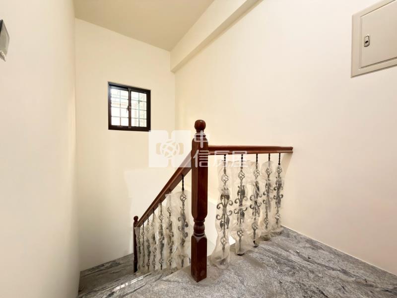 A21捷運站全新百坪雙車位電梯別墅房屋室內格局與周邊環境