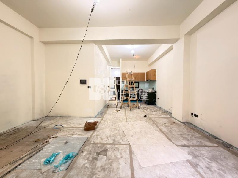 A21捷運站全新百坪雙車位電梯別墅房屋室內格局與周邊環境