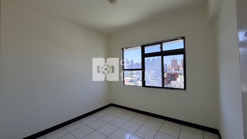 【安家】專任-藝文特區君臨天下房屋室內格局與周邊環境