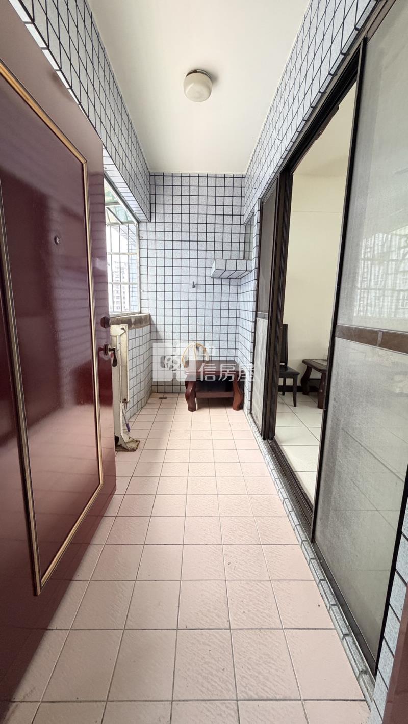 【安家】專任-藝文特區君臨天下房屋室內格局與周邊環境