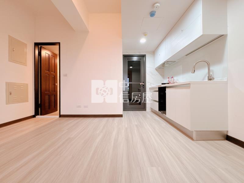 龍岡有福三房車房屋室內格局與周邊環境