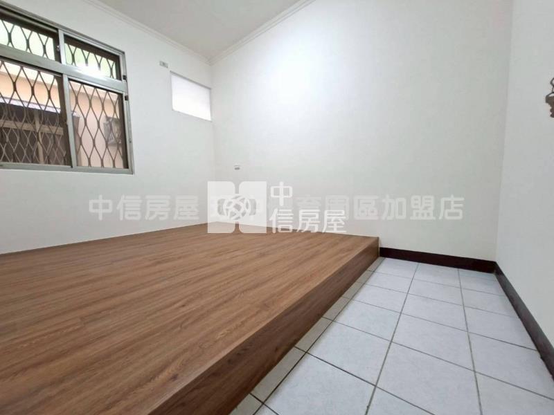 楊梅好宅美透天前院停車房屋室內格局與周邊環境