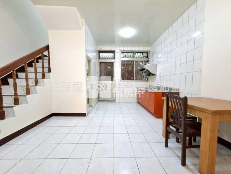 楊梅好宅美透天前院停車房屋室內格局與周邊環境