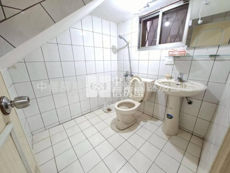 楊梅好宅美透天前院停車房屋室內格局與周邊環境