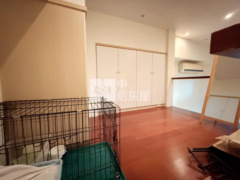 采舍精美兩室+車位房屋室內格局與周邊環境