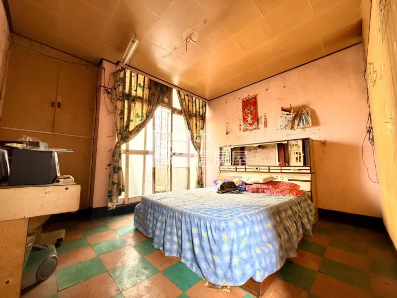 潭子加工區前院停車改套聖品房屋室內格局與周邊環境