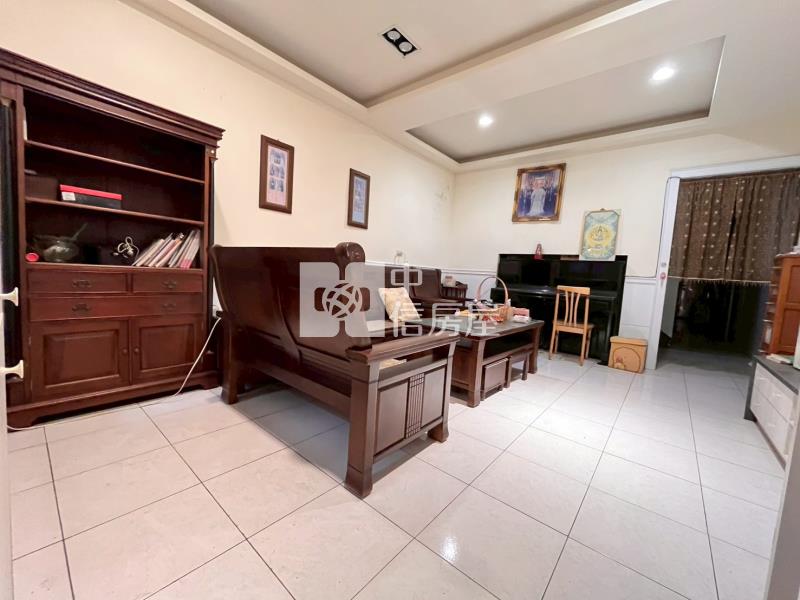 斗六公誠國小旁靜巷透天房屋室內格局與周邊環境