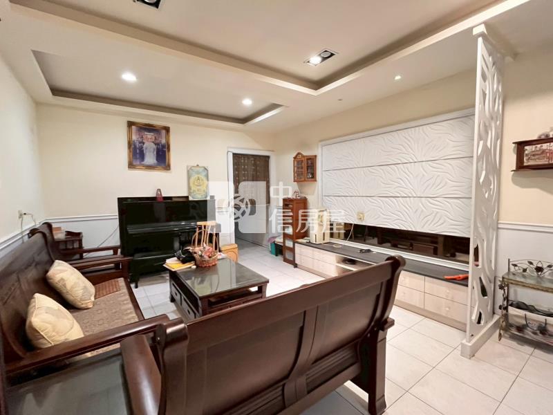 斗六公誠國小旁靜巷透天房屋室內格局與周邊環境