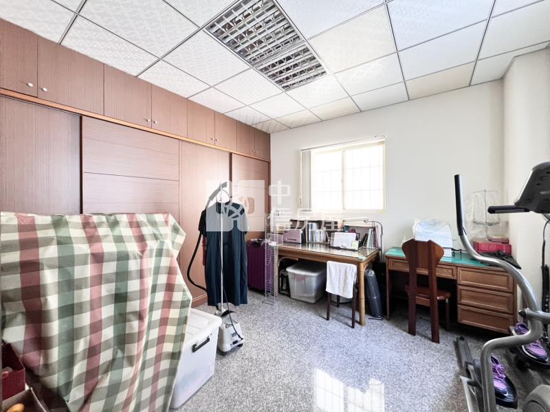 正東山路震後金透店房屋室內格局與周邊環境