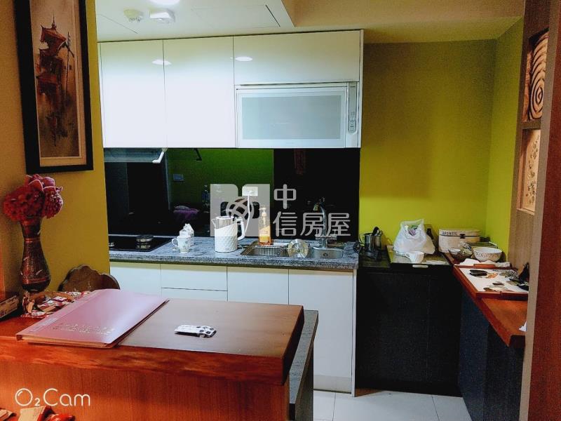 大江購物中心電梯房屋室內格局與周邊環境