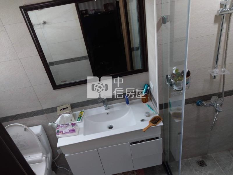 大江購物中心電梯房屋室內格局與周邊環境