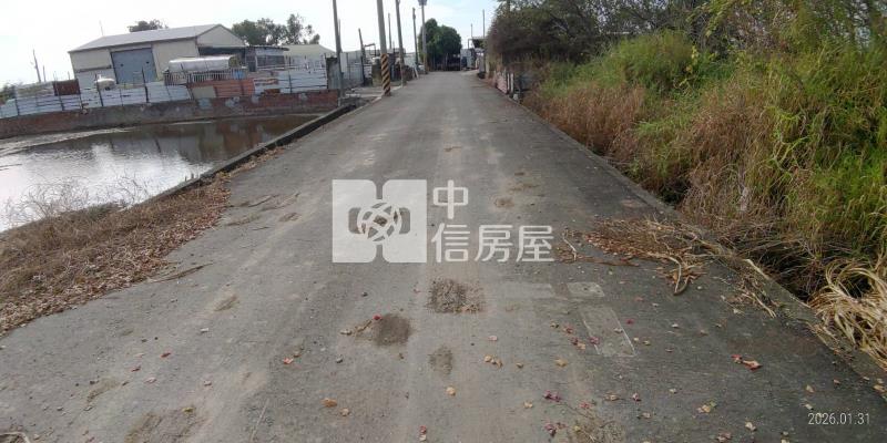 嘉義新港都計內美農地房屋室內格局與周邊環境