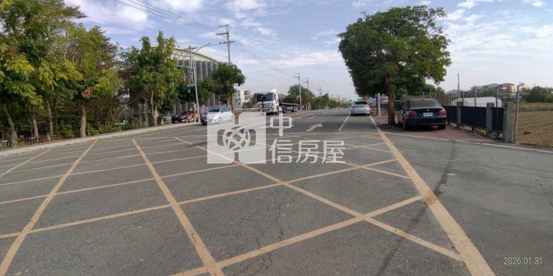 嘉義新港都計內美農地房屋室內格局與周邊環境