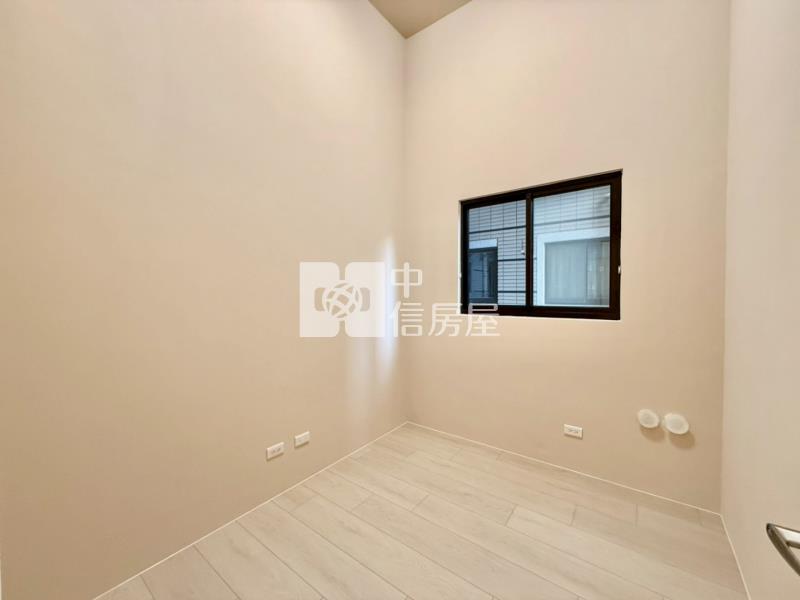 鼎藏晶華一樓兩房車房屋室內格局與周邊環境