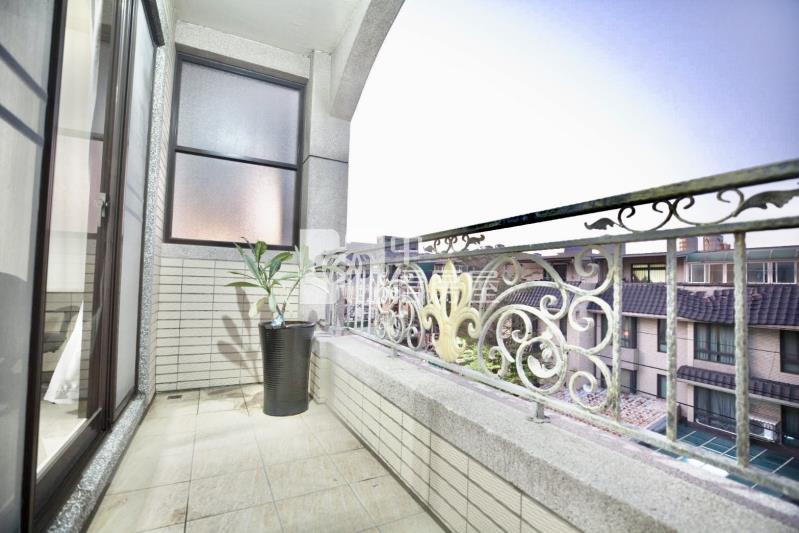 近觀音工業區滿租七套房透天店面房屋室內格局與周邊環境