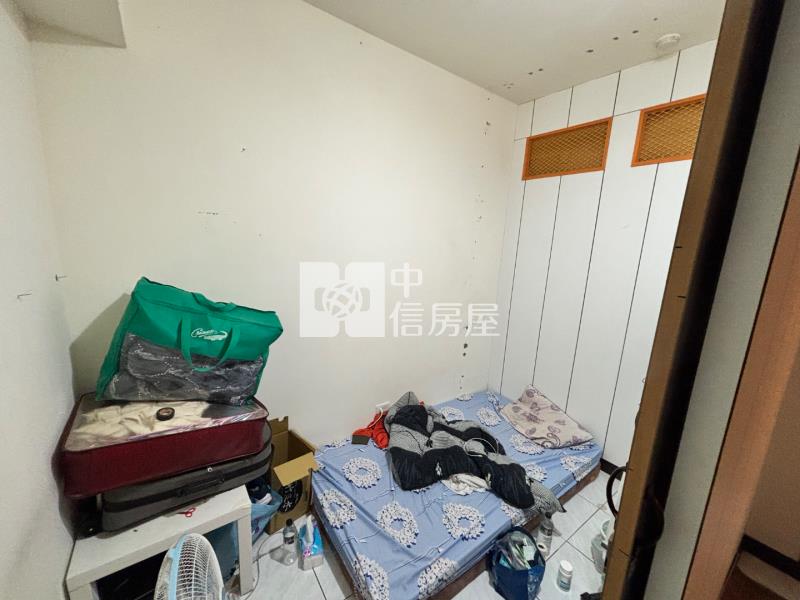 （專約）中壢體育園區大套房+平面車位    （現況隔三房）房屋室內格局與周邊環境