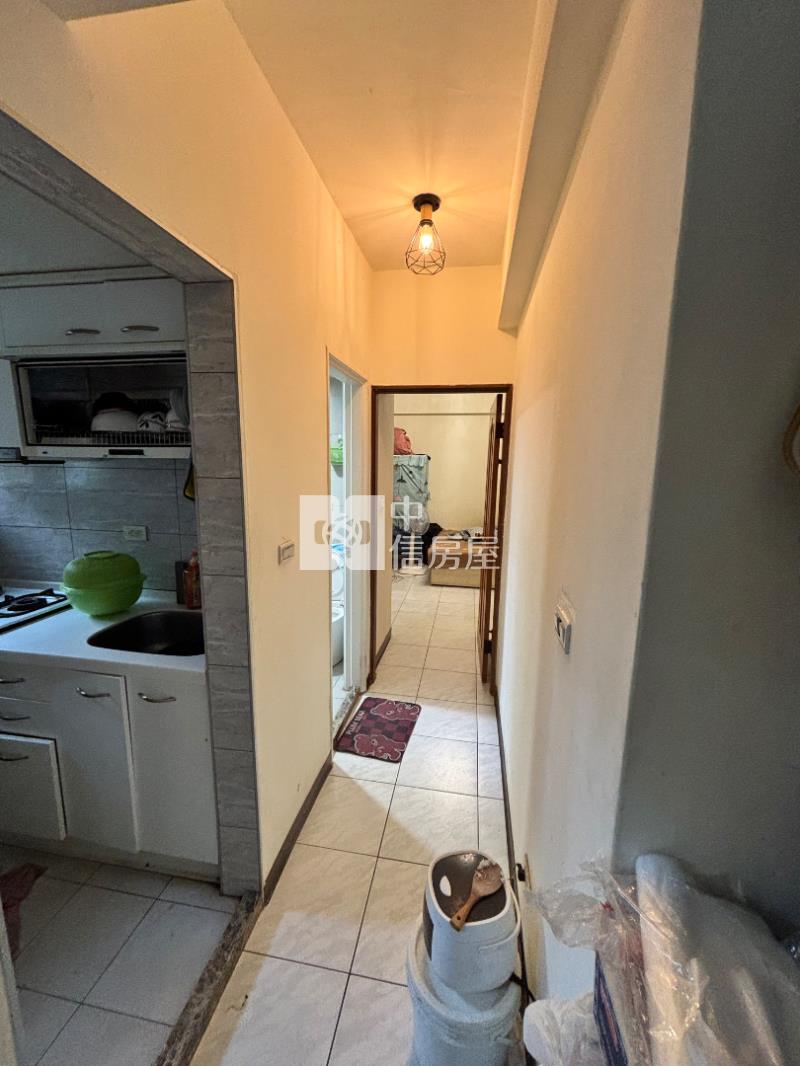 （專約）中壢體育園區大套房+平面車位    （現況隔三房）房屋室內格局與周邊環境