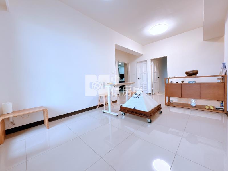 悅佳川青景觀三房車房屋室內格局與周邊環境