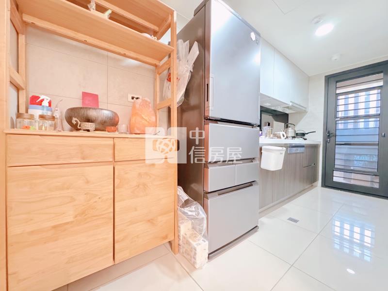 悅佳川青景觀三房車房屋室內格局與周邊環境