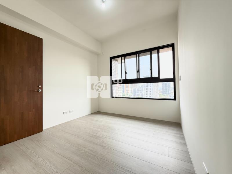 南興國小華太怡人視野三房平車（專任）房屋室內格局與周邊環境