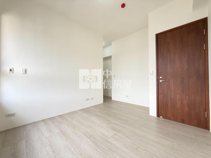 南興國小華太怡人視野三房平車（專任）房屋室內格局與周邊環境