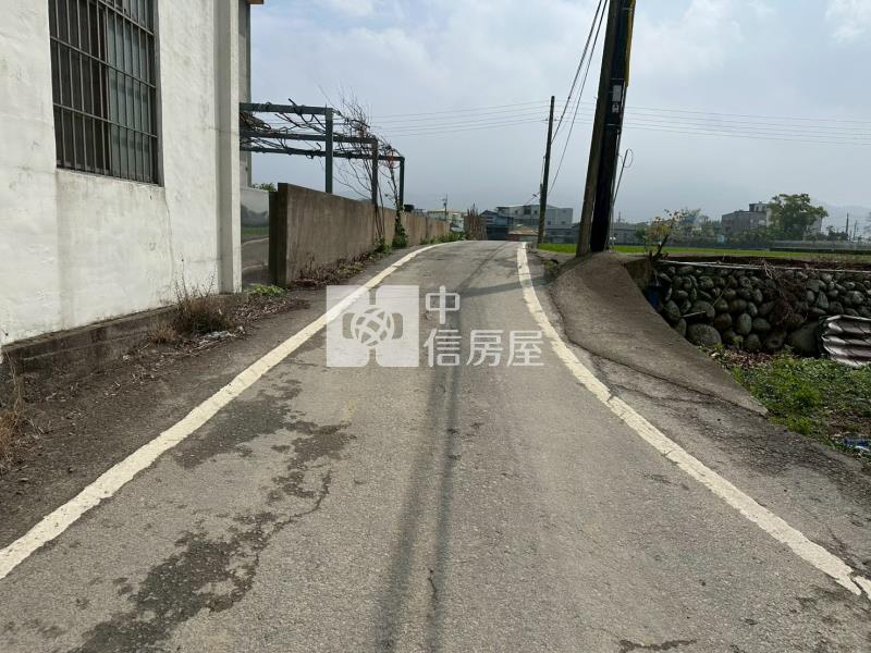 公館近沿山道旁精緻農舍房屋室內格局與周邊環境