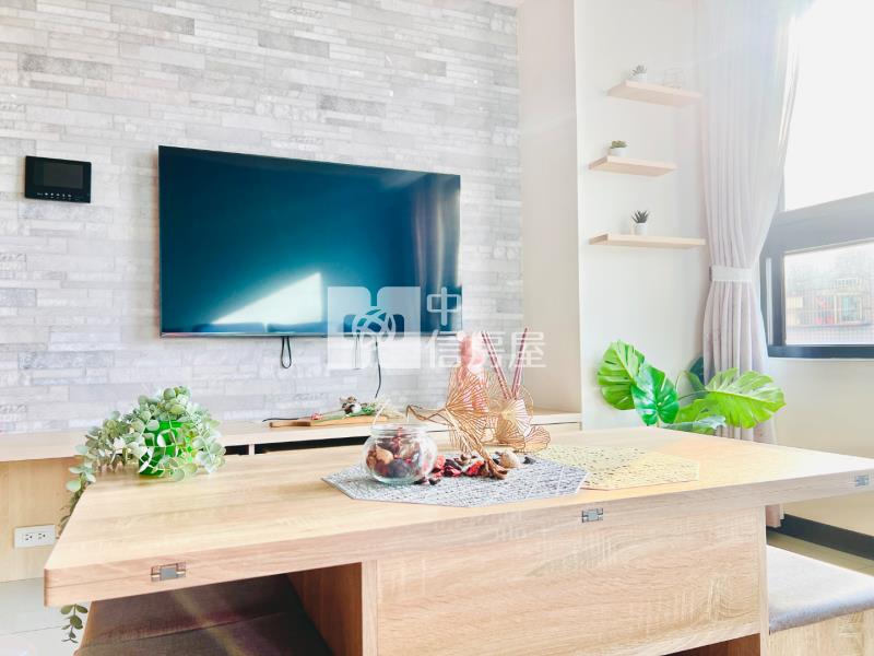 桃園站前三房二車房屋室內格局與周邊環境