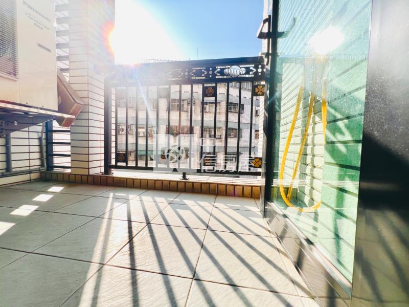 桃園站前三房二車房屋室內格局與周邊環境