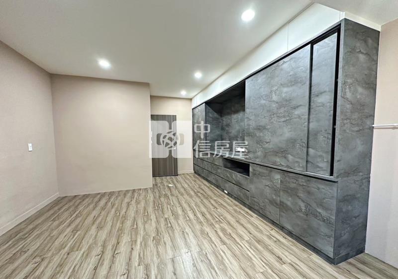 高工商圈精裝整理美透天房屋室內格局與周邊環境