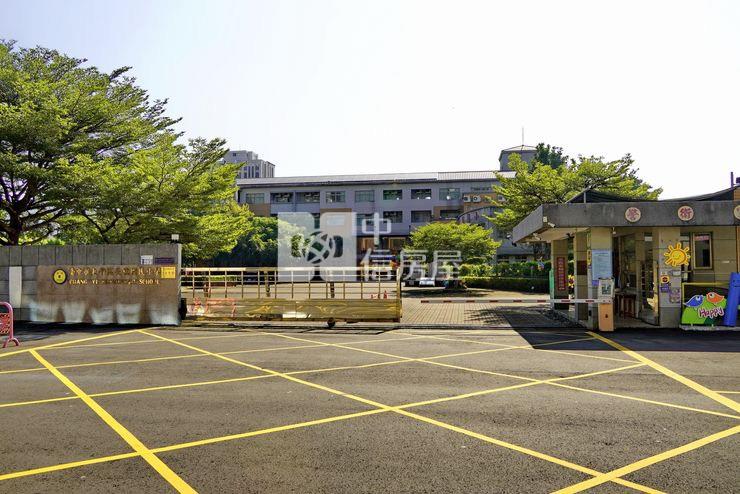 太平長億公園角地房屋室內格局與周邊環境