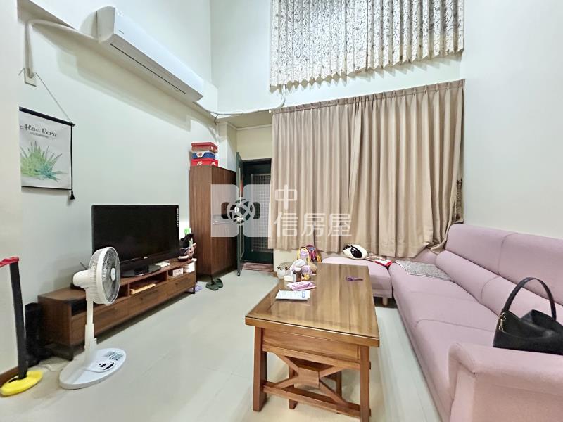 震後挑高四房美墅房屋室內格局與周邊環境