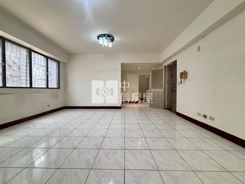 中壢後站和平市場大四房房屋室內格局與周邊環境