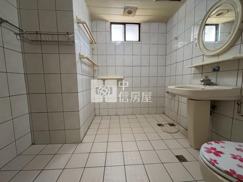 中壢後站和平市場大四房房屋室內格局與周邊環境