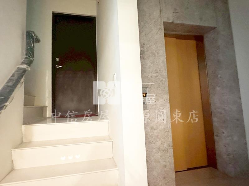 文化中心電梯店面房屋室內格局與周邊環境