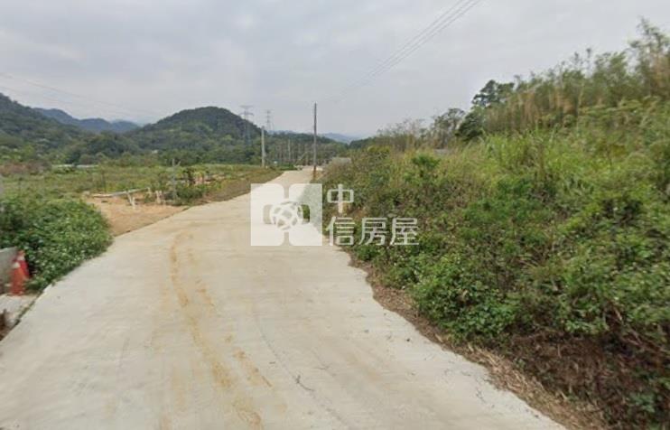 關西服務區旁資材室房屋室內格局與周邊環境