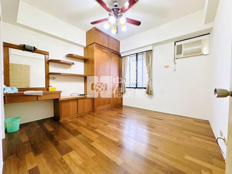 書香園優質平車大樓房屋室內格局與周邊環境