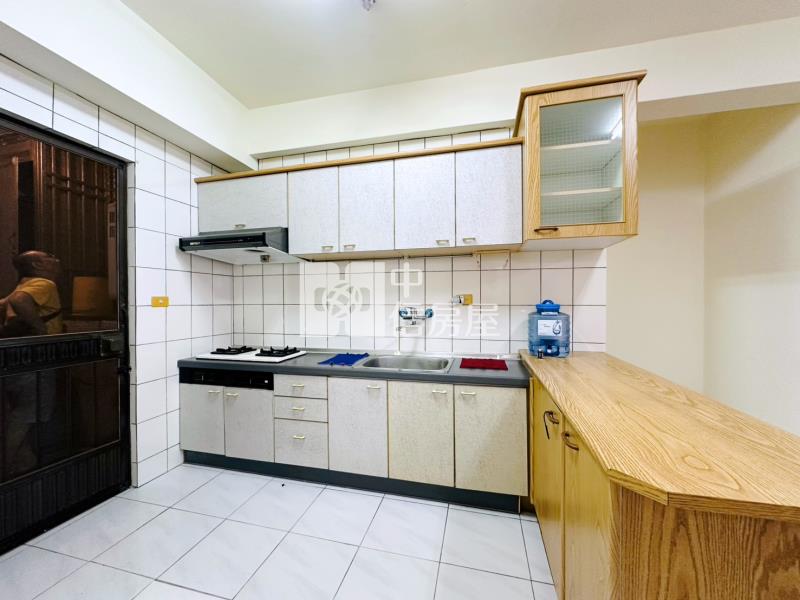 書香園優質平車大樓房屋室內格局與周邊環境