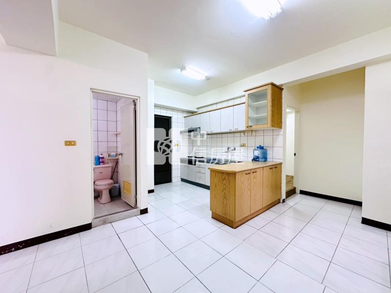 書香園優質平車大樓房屋室內格局與周邊環境