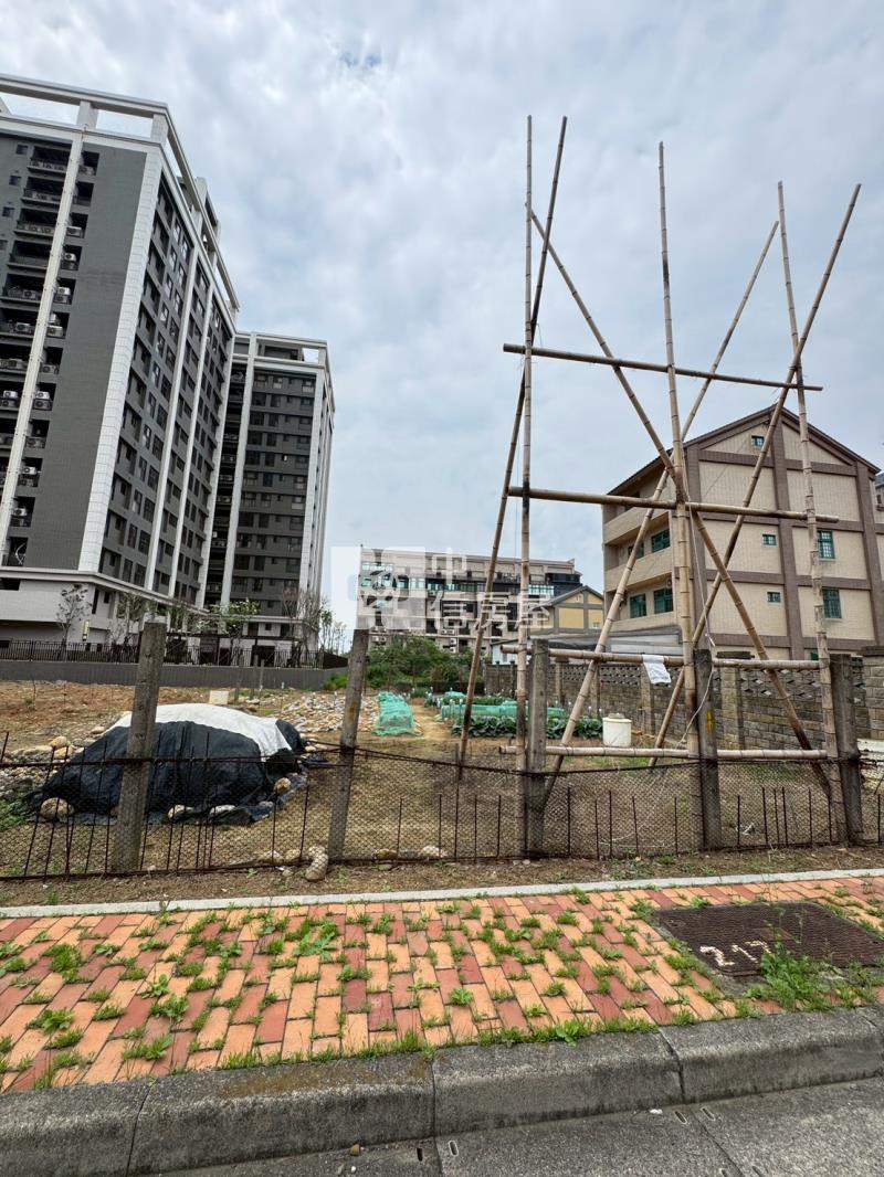 大園客運重畫區內方正建地房屋室內格局與周邊環境