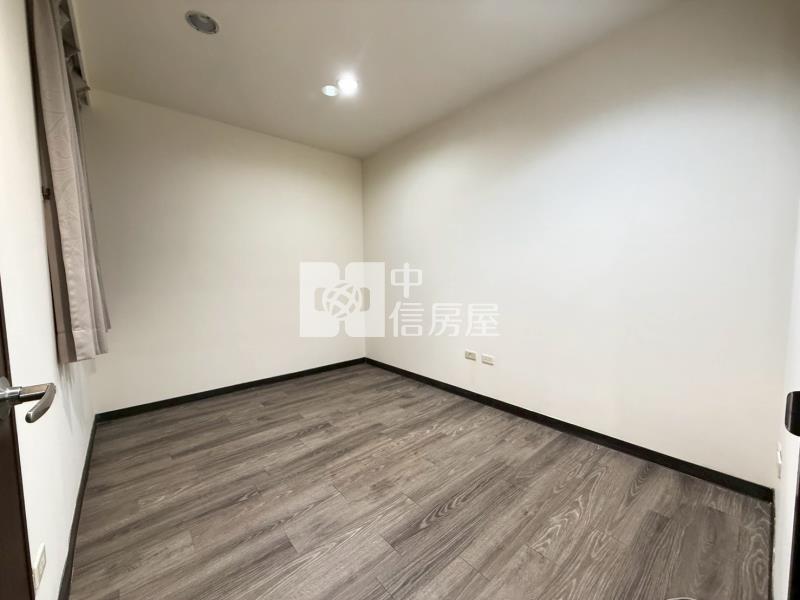 中悅桂冠3房平車房屋室內格局與周邊環境
