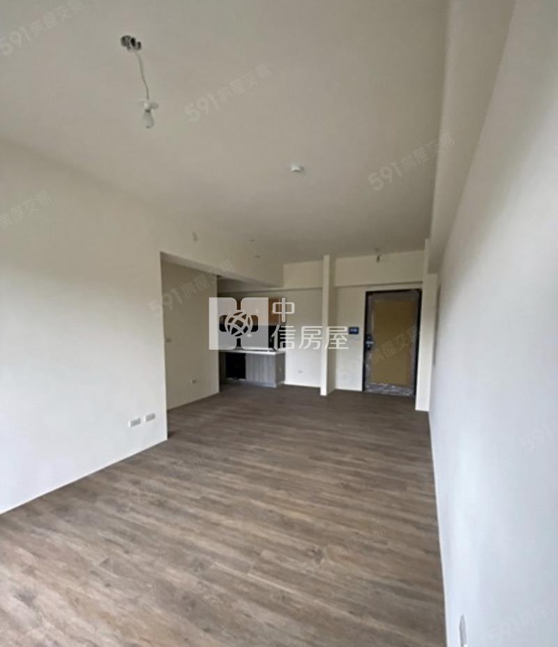 曇築7三房車房屋室內格局與周邊環境