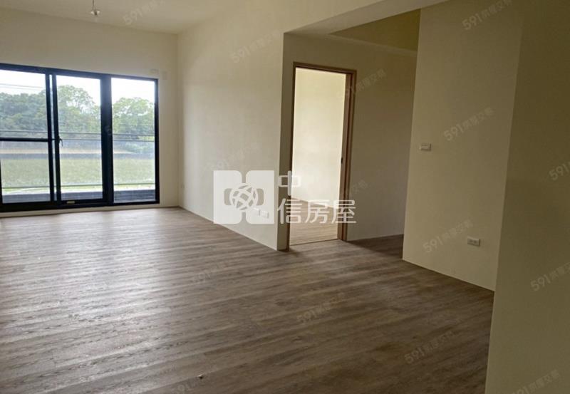 曇築7三房車房屋室內格局與周邊環境