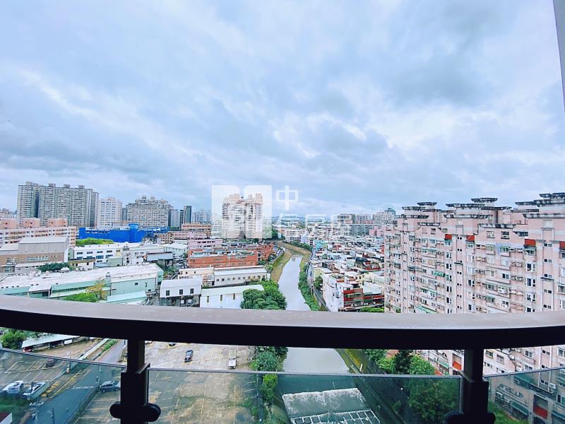 近龍安生活圈核心河岸景觀美二房房屋室內格局與周邊環境