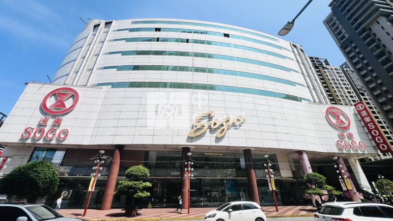 SOGO傳家金店面+平面車位房屋室內格局與周邊環境
