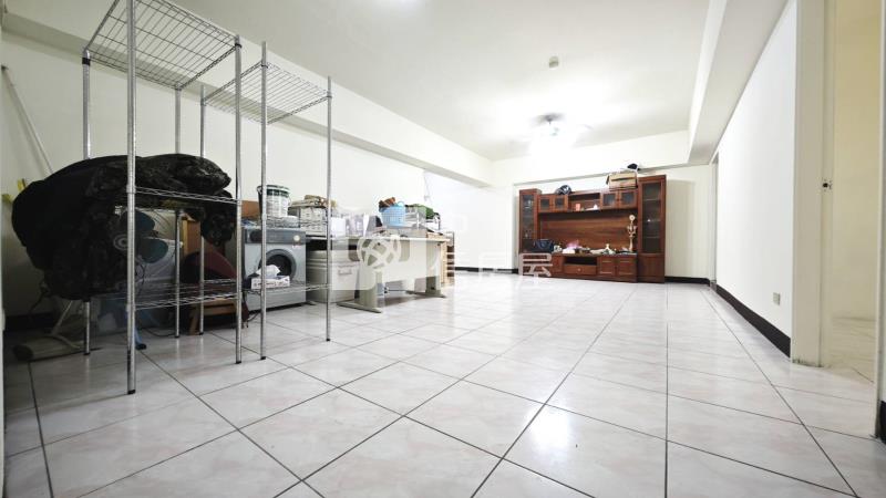 楊梅體育園區漂亮大四房房屋室內格局與周邊環境