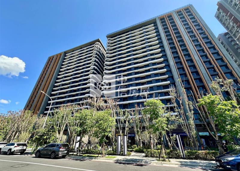 專任！中壢青埔|A18高鐵站|三房平面車位房屋室內格局與周邊環境