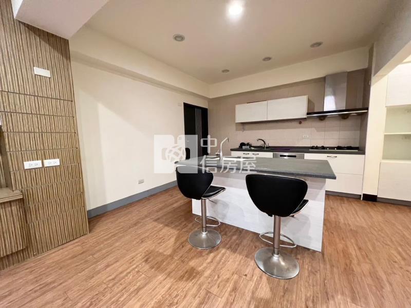 安平五期稀有樓店+車位房屋室內格局與周邊環境