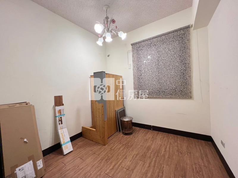 安平五期稀有樓店+車位房屋室內格局與周邊環境