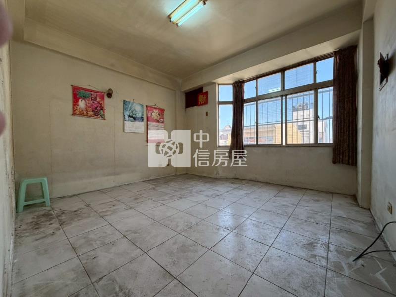 北安臨商60買尬大坪數店住透天房屋室內格局與周邊環境