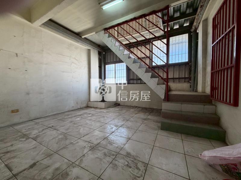 北安臨商60買尬大坪數店住透天房屋室內格局與周邊環境